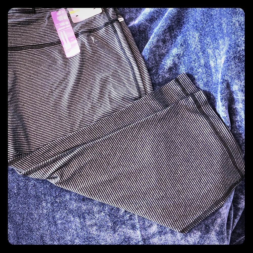 Plus size performance leggings NWT